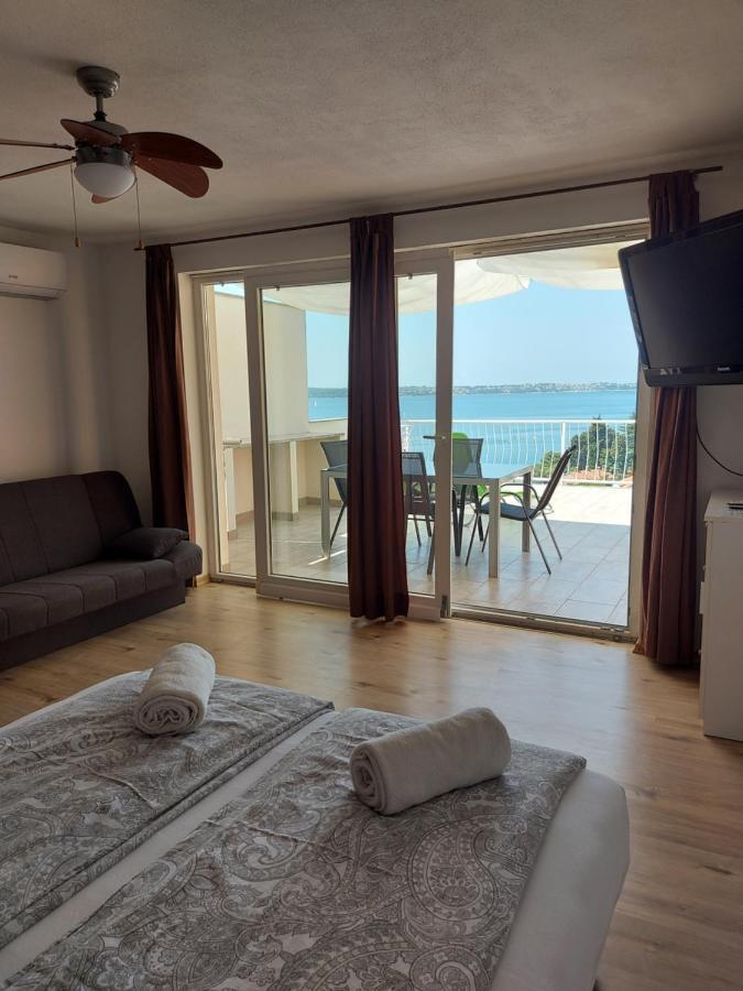 Apartment Sunny ปอร์โตรอซ ภายนอก รูปภาพ