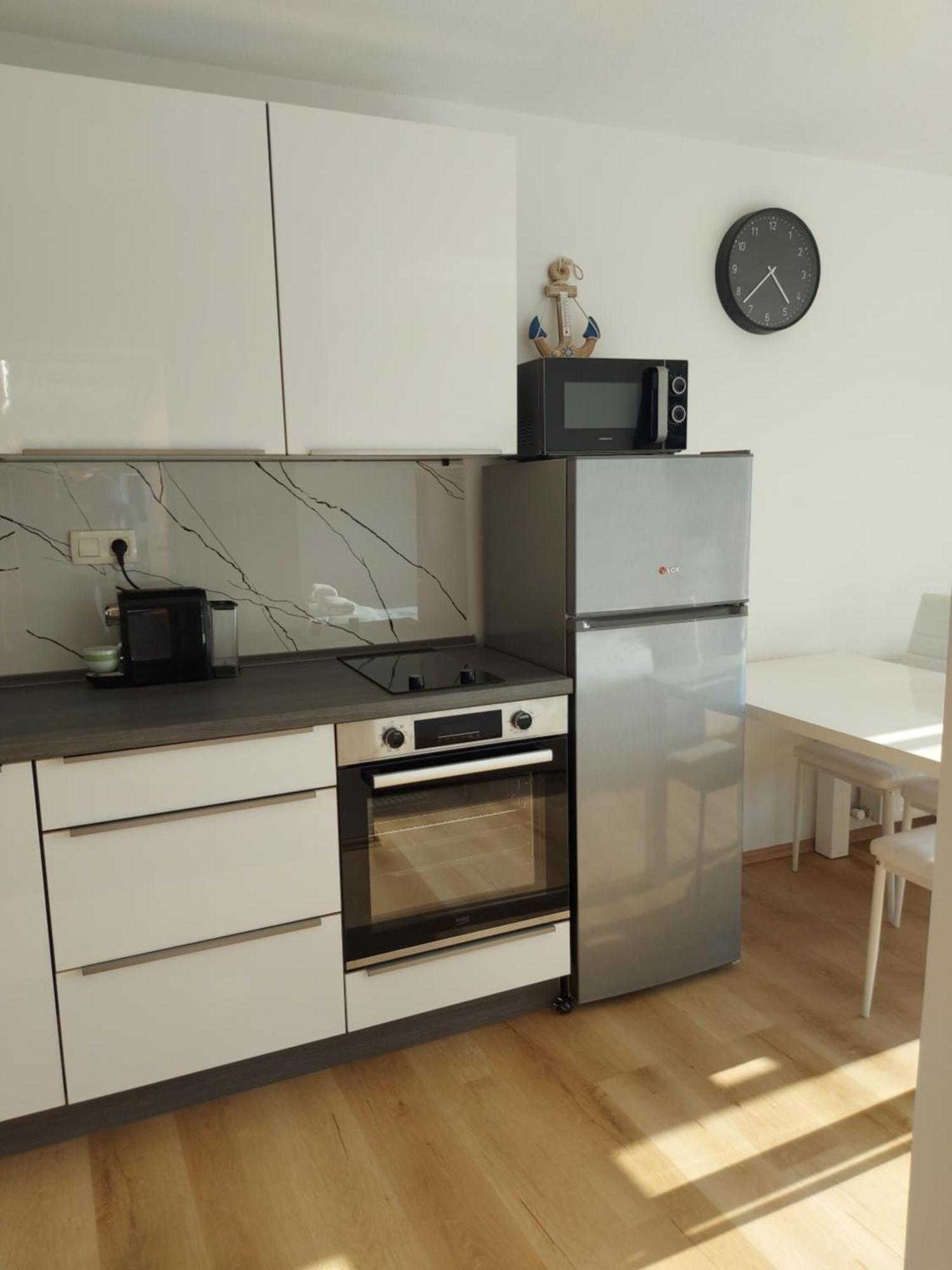 Apartment Sunny ปอร์โตรอซ ภายนอก รูปภาพ